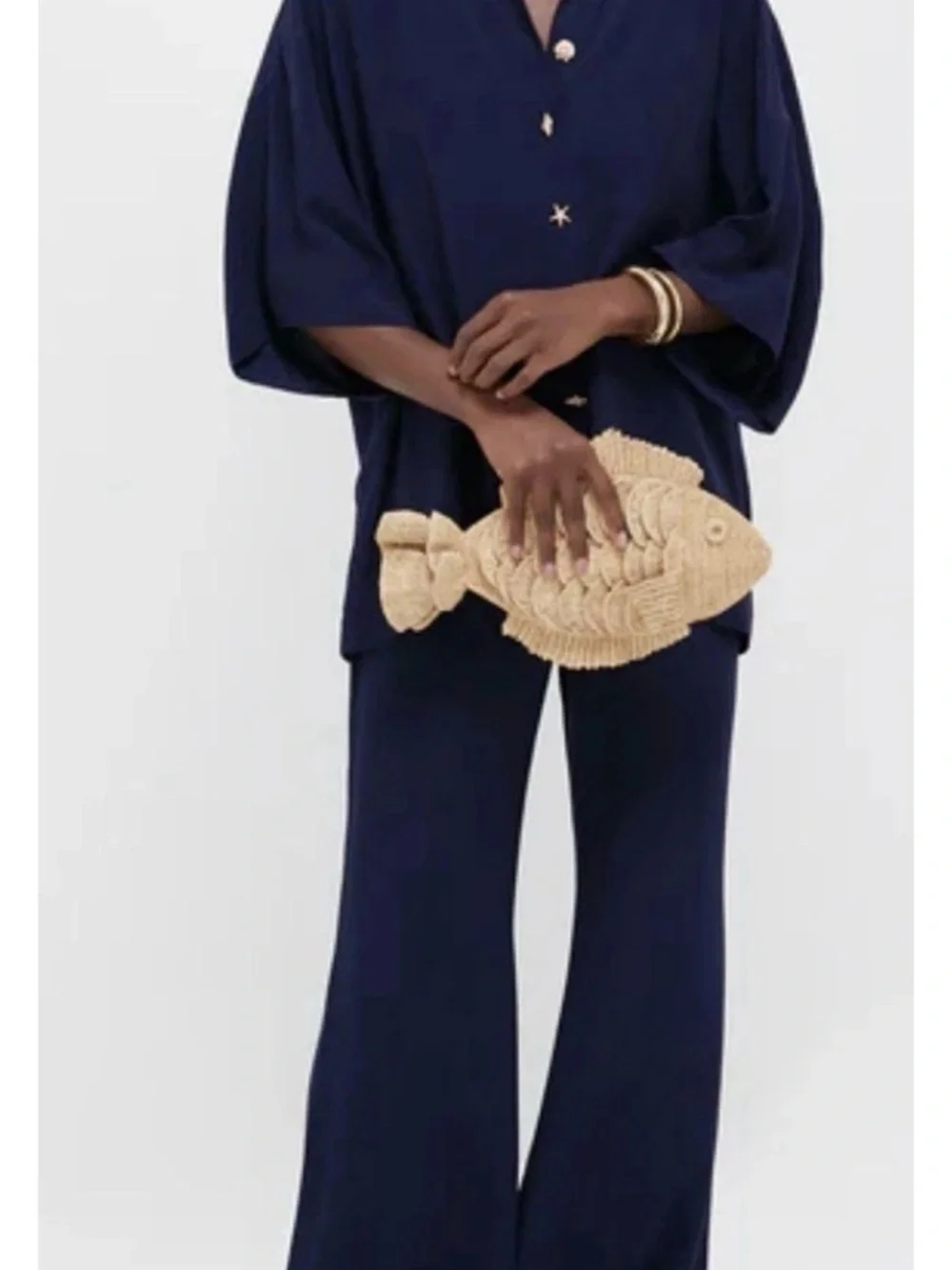 Tuckernuck Navy Viscose Charmeuse Nautilus Blouse Medium M NWT - Picture 2 of 9